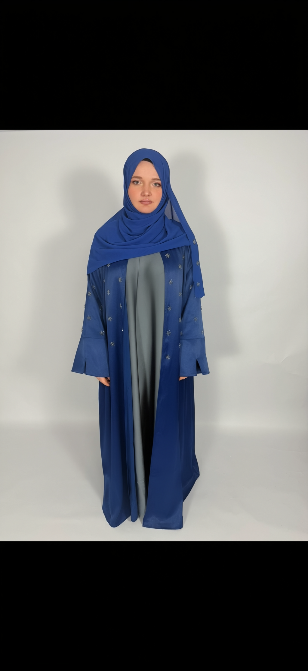 PREMIUM HAND-EMBELLISHED MIDNIGHT DRAPE OPEN ABAYA