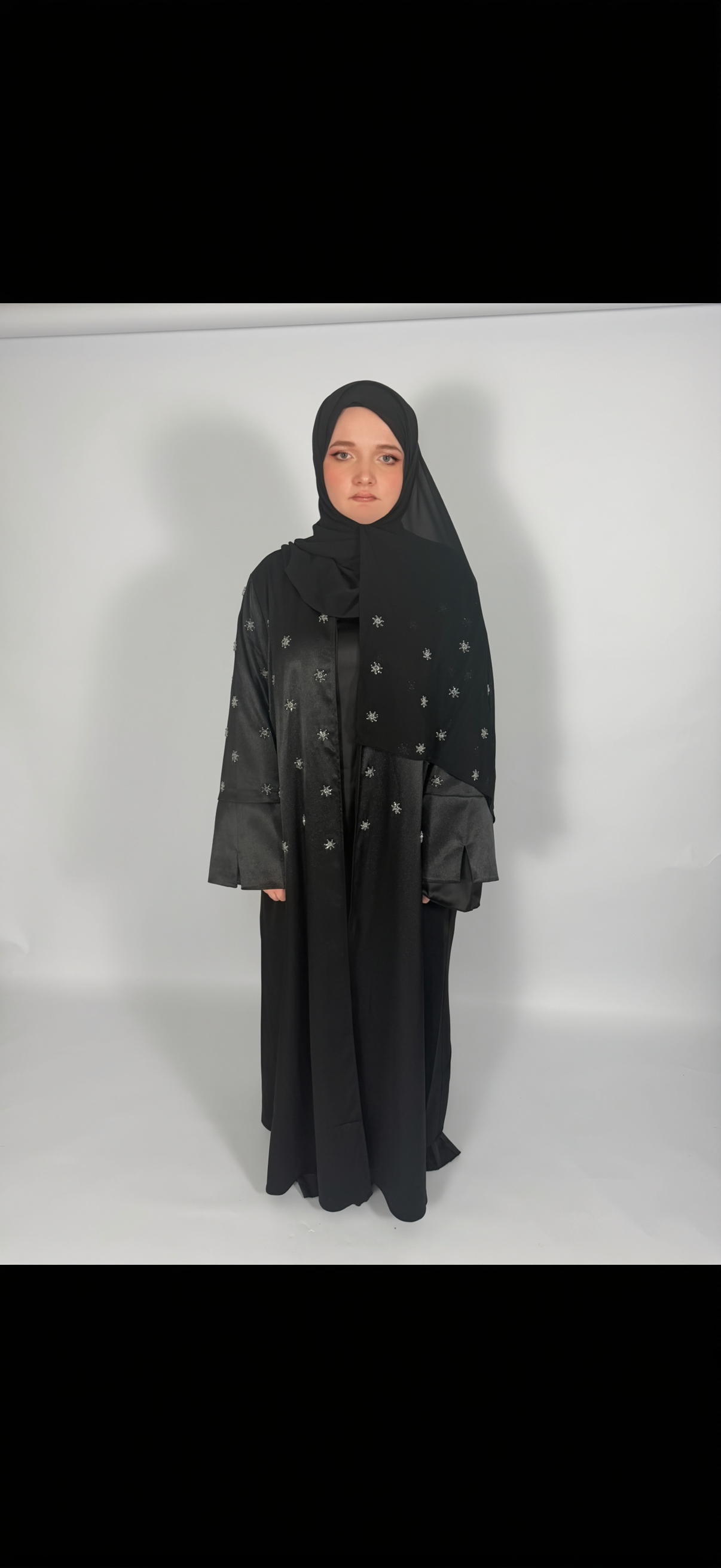 PREMIUM HAND-EMBELLISHED ONYX DRAPE OPEN ABAYA
